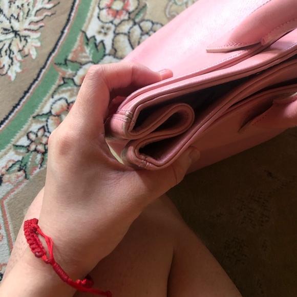 Vintage Authentic Baby Pink CHANEL Handbag - Picture 7 of 9